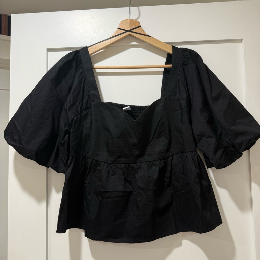 Old Navy Black Puff Sleeve Square Neck Blouse